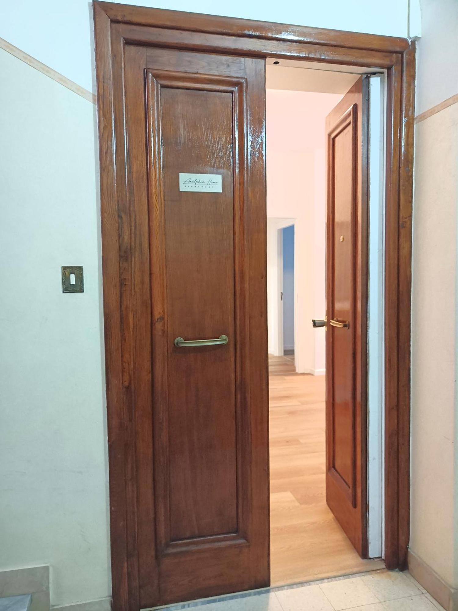 Amalphia Home Salerno Ngoại thất bức ảnh